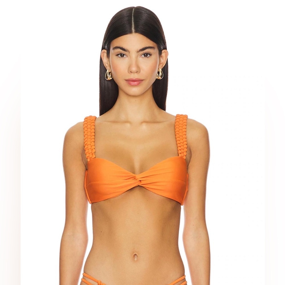 NWT x REVOLVE Eliza Top en Burnt Orange House of Harlow 1960 Size M